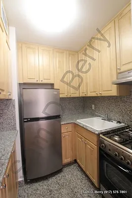 Rented by Keller Williams NYC | media 14