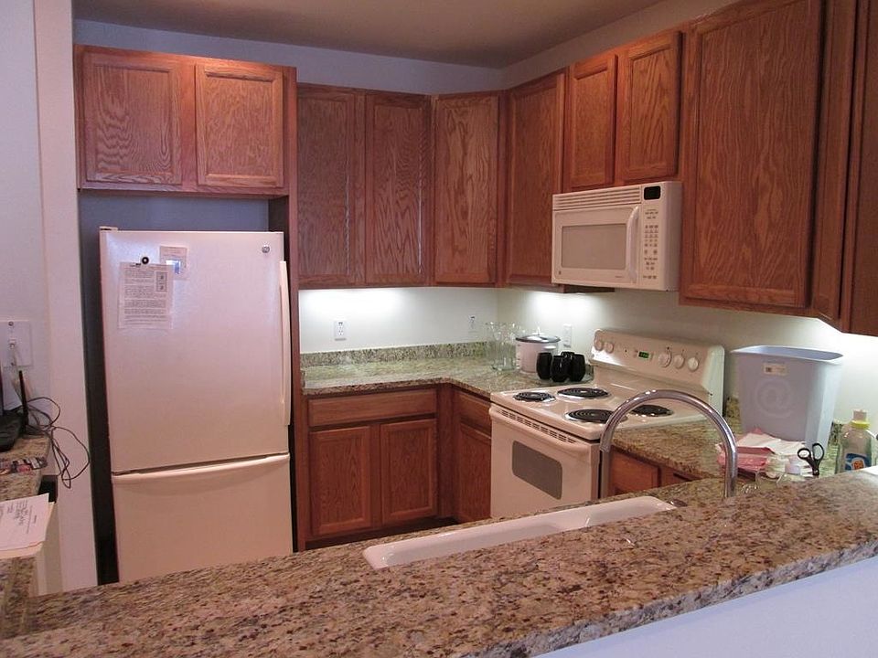 1st image of 3862 S Lake Dr #122