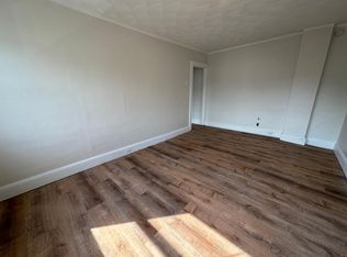 127 Powell Ave APT 2, Jessup, PA 18434