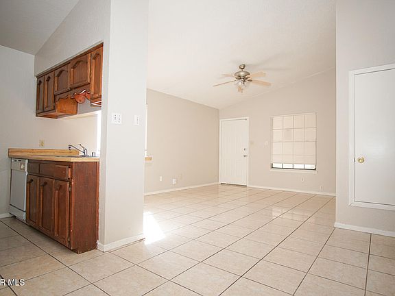 3rd image of 1376 Trudy Elaine Dr APT C