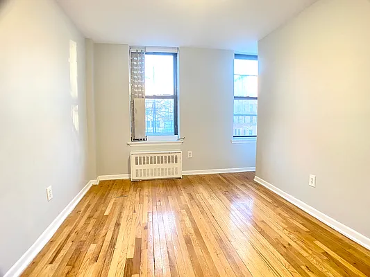 Rented by Bohemia Realty Group | media 7