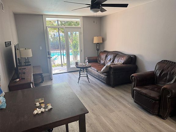 2nd image of 3300 Yorktown St APT 4