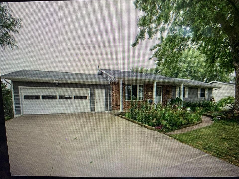 1st image of 417 W Clemens St