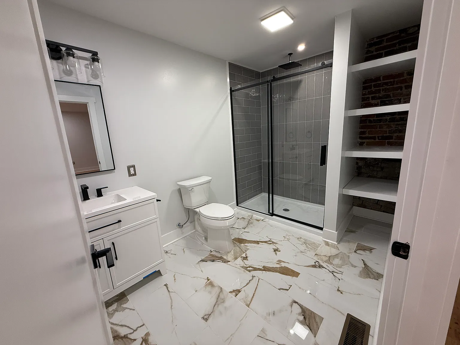 2 bed, $1,500 — Photo 4