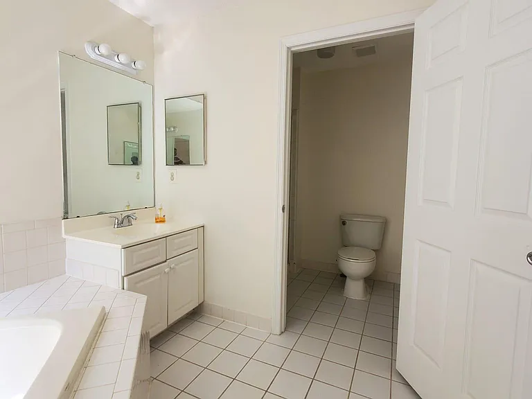 93 Prestwick Way — Photo 12
