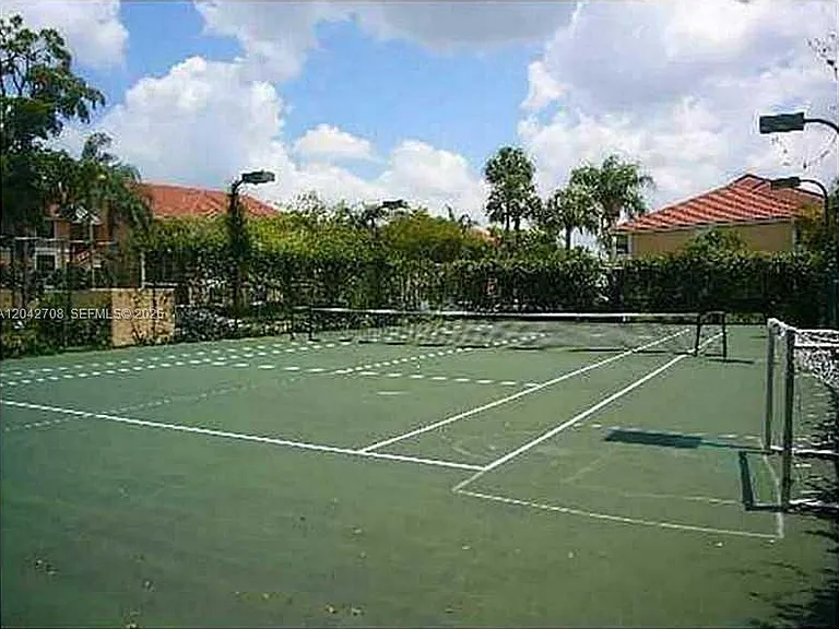 5641 Riverside Dr #303B1 — Photo 20