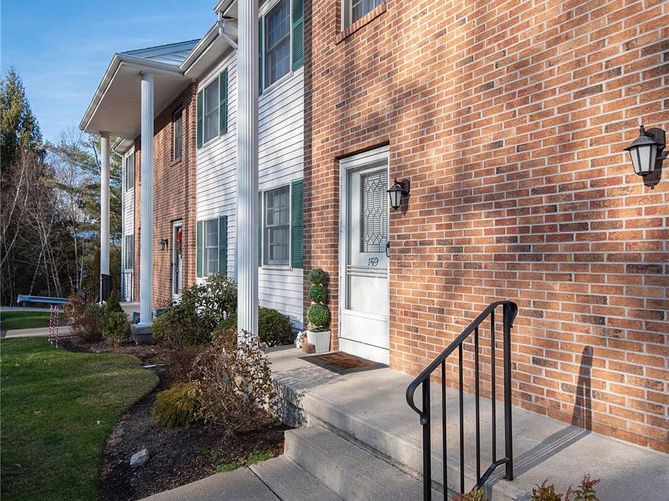 159 Scenery Ln, Johnston, RI 02919 Zillow