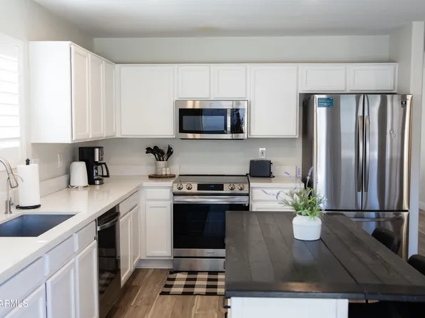 26411 N 41st Street, Phoenix, AZ 85050