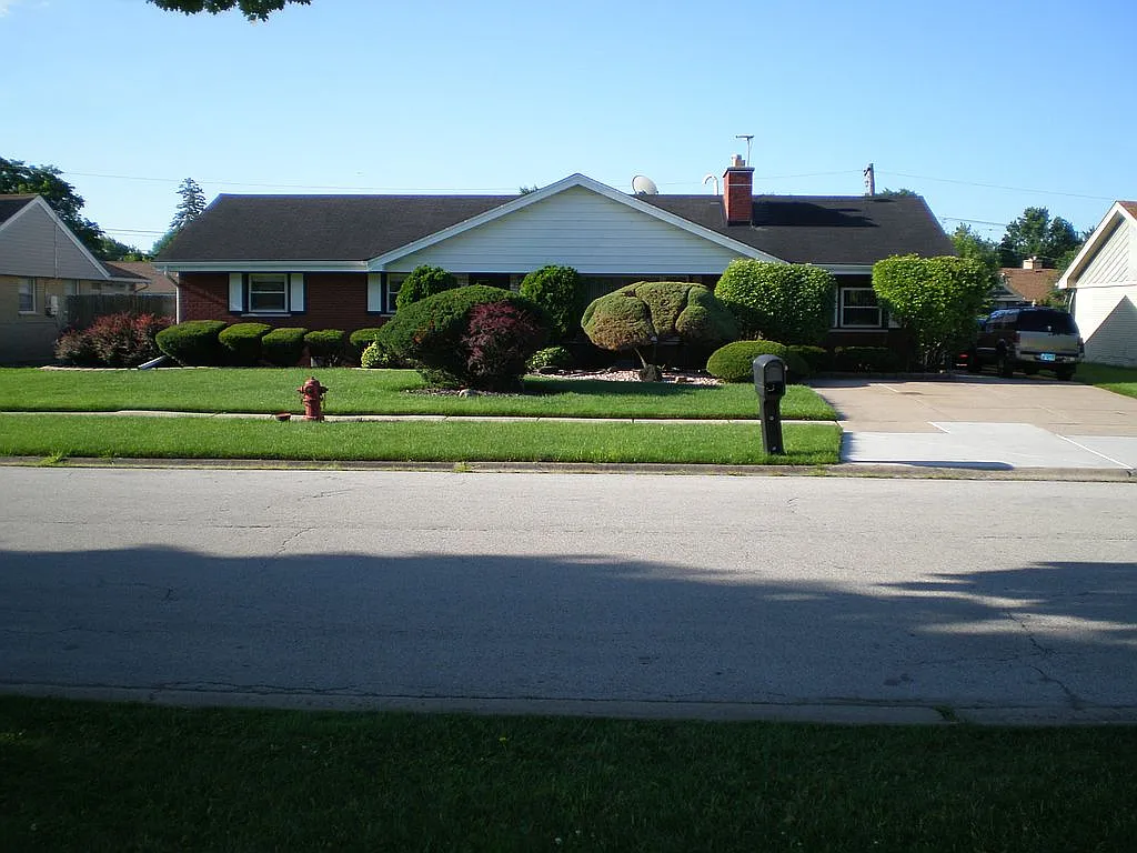 6223 W 89th Pl photo 1