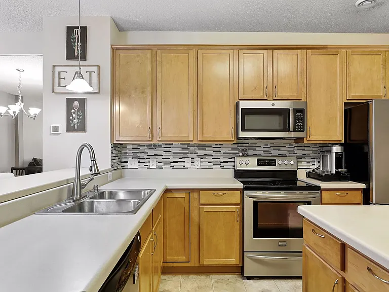 3775 Hazel Trl #H — Photo 14