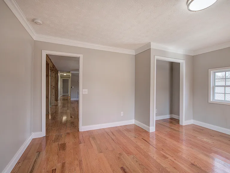 838 Spring Place Rd — Photo 17