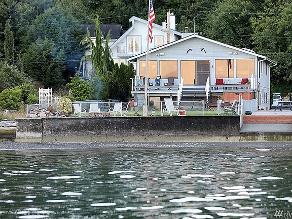 3rd image of 6751 Columbia Beach Dr