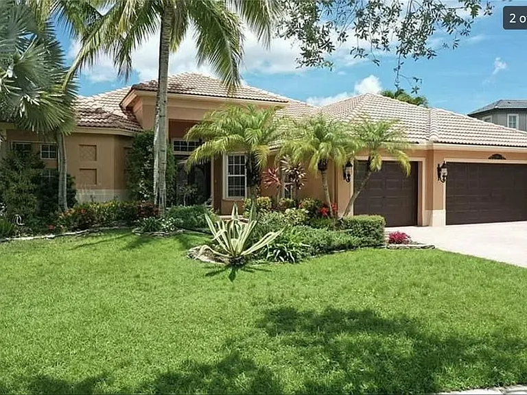 7215 NW 110th Ave — Photo 5