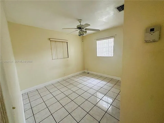 1215 S 24th Ave — Photo 7