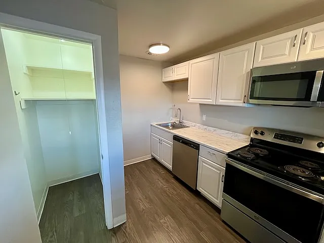 5840 Carr St #11 — Photo 9