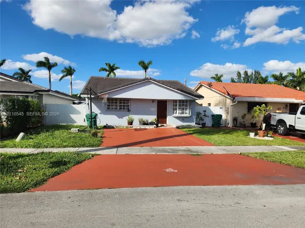8729 NW 116th St, Hialeah Gardens, FL 33018