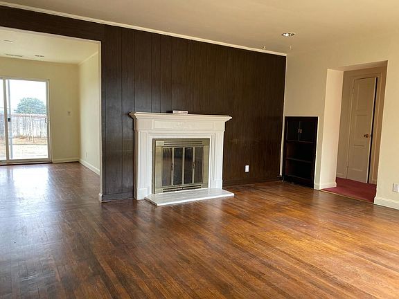 2nd image of 704 Midway Ave