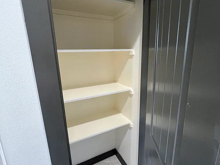 Master Linen Closet