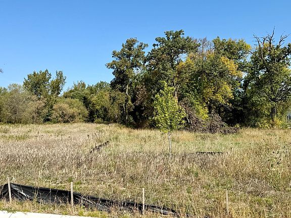 3rd image of 23368 Saddle Ridge Dr