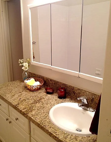 Del Monico Apartments — Photo 5