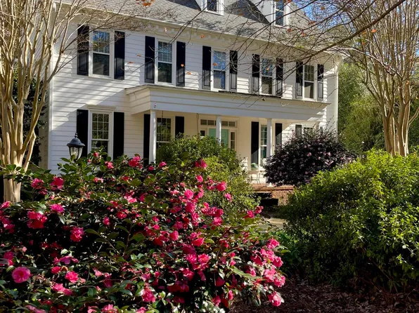 306 Whisperwood Dr, Cary, NC 27518