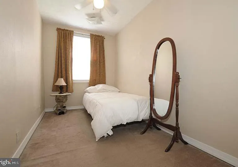 324 Dawson St — Photo 12