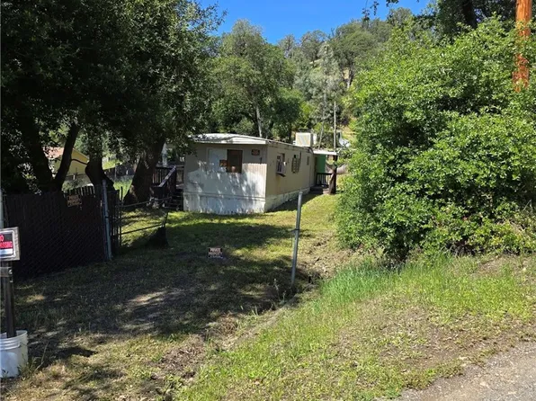 4680 Foothill Dr, Lucerne, CA 95458