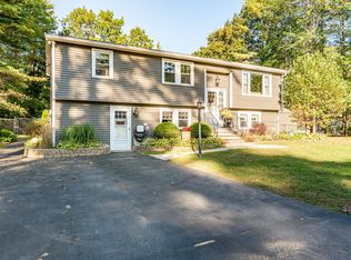 8 Susan Ln, Rochester, NH 03867