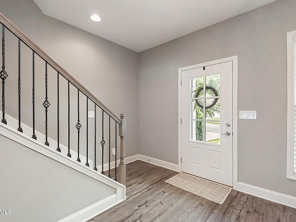 3rd image of 1922 Wooded Mountain Ln