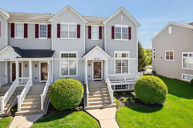 1st image of 3323 Clover Ln #0