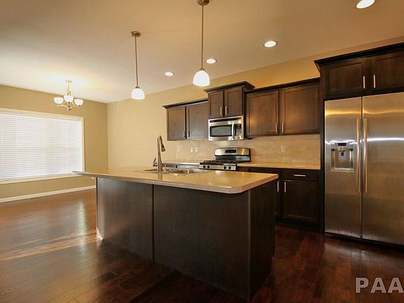 3rd image of 10023 N Brompton Ct