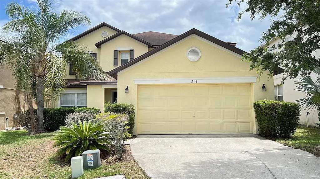 5 bed, 3.5 bath, 3053 sqft, $2,700 — Photo 1