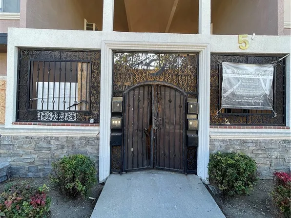 544 E Rue Royale St, Covina, CA 91723