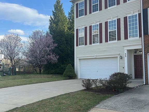 2nd image of 55 Inkberry Cir