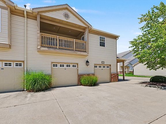 3rd image of 3774 Thornhill Cir Unit A5