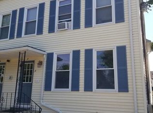 3 Sawyer Pl #1, Plymouth, MA 02360