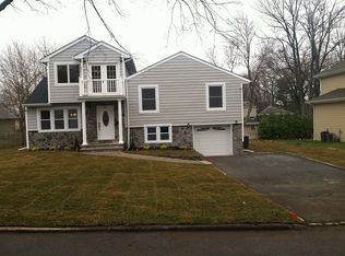 194 E Madison Ave, Cresskill, NJ 07626