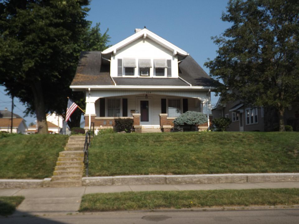 1st image of 220 S Wayne St