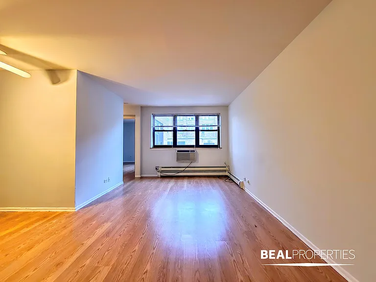 660 West Wrightwood — Photo 17