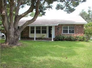 486 Ogden Ave, Umatilla, FL 32784