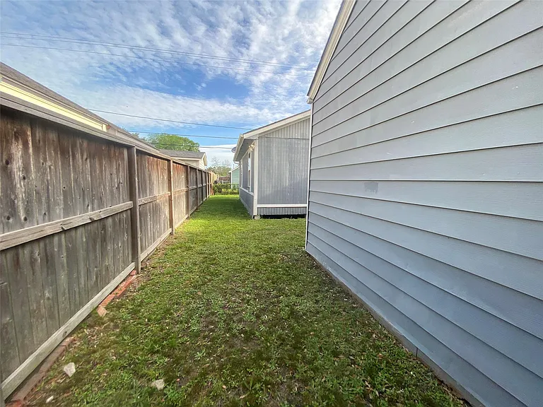 7619 Ilex St — Photo 20