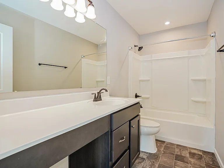 4996 Crestbrook Dr — Photo 14