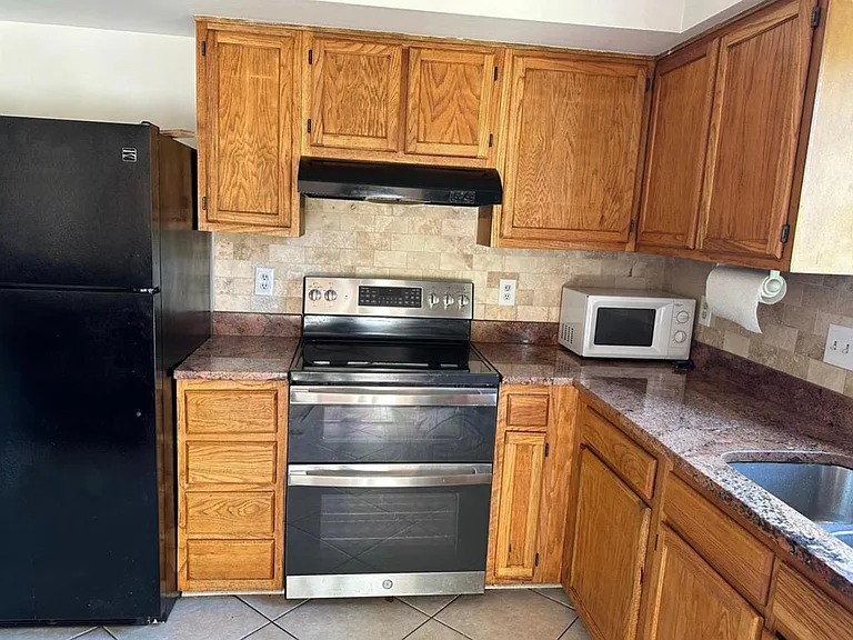 13422 Country Ridge Dr #13422 — Photo 13
