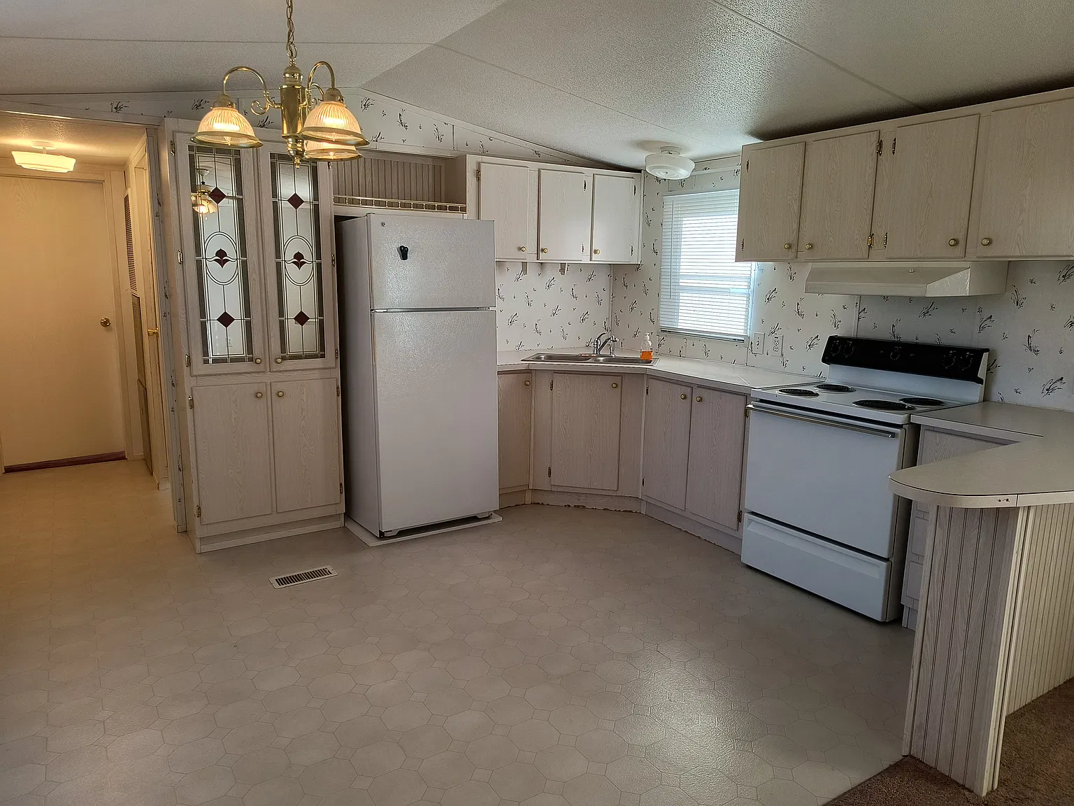2 bed, 924 sqft, $1,175 — Photo 4