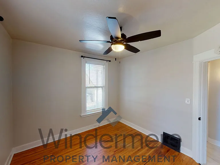 601 E Alder St — Photo 10
