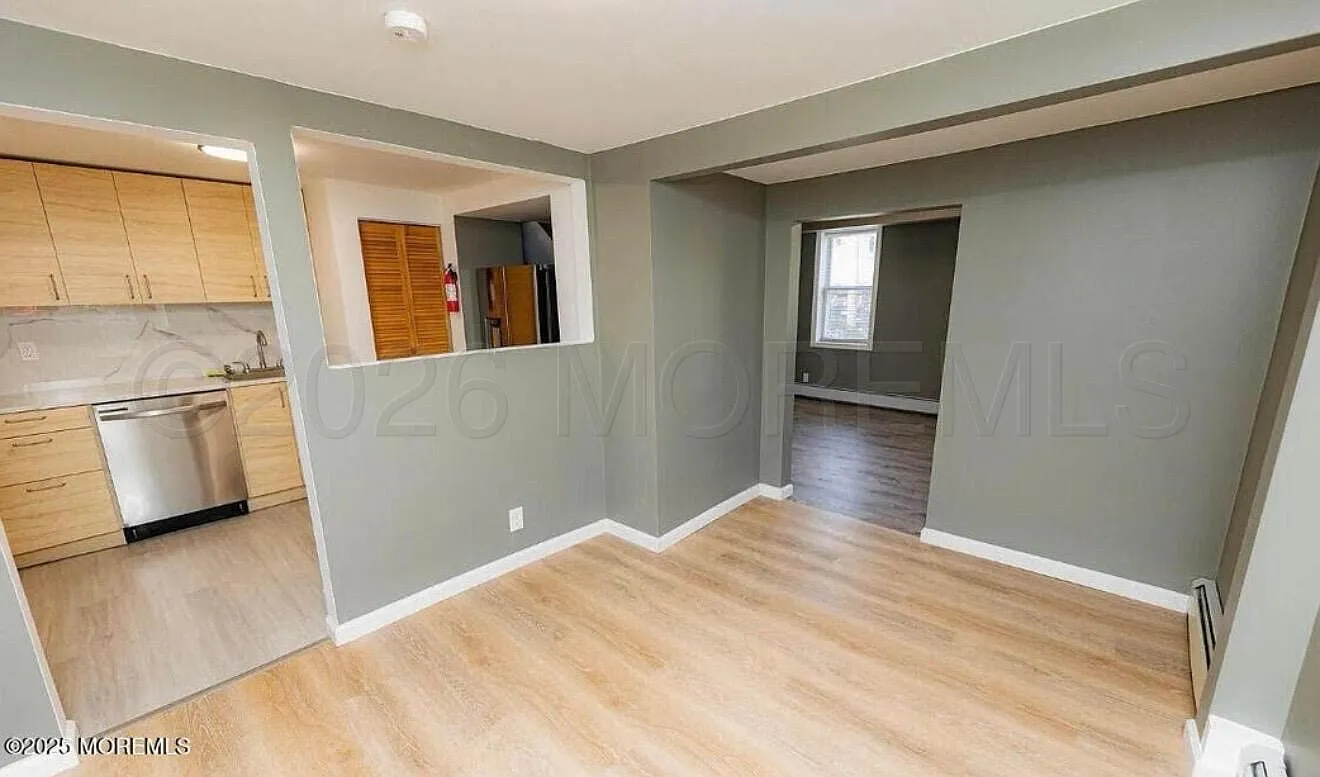 2 bed, $2,600 — Photo 4