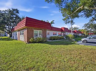 5865 37th Ave N APT 19, Saint Petersburg, FL 33710