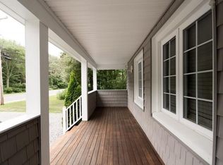 1370 Boston Neck Rd, Saunderstown, RI 02874