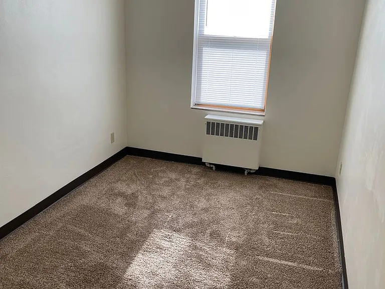 471 High Ave — Photo 10