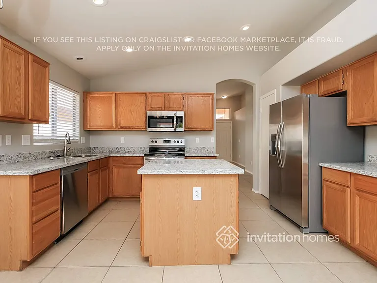 5214 W Geronimo St — Photo 6